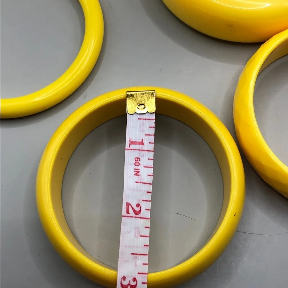 Bundle lot 4 yellow vintage acrylic resin 90's bangle bracelets stack layer